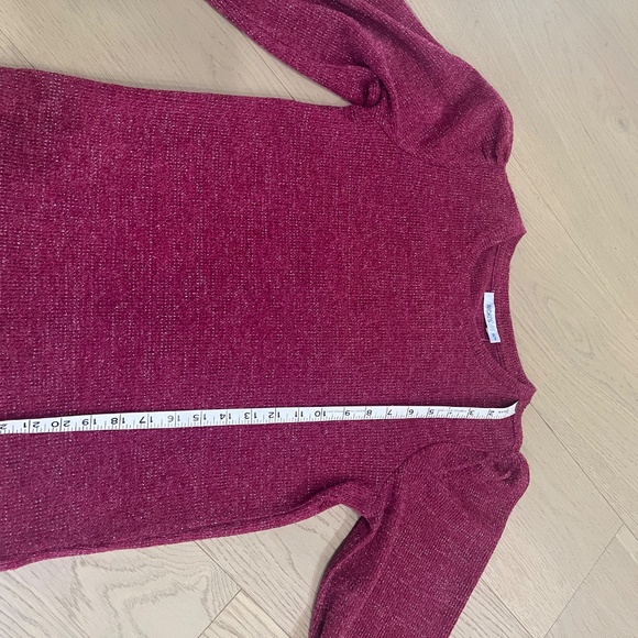 Ricki’s Sweater - Picture 4 of 5